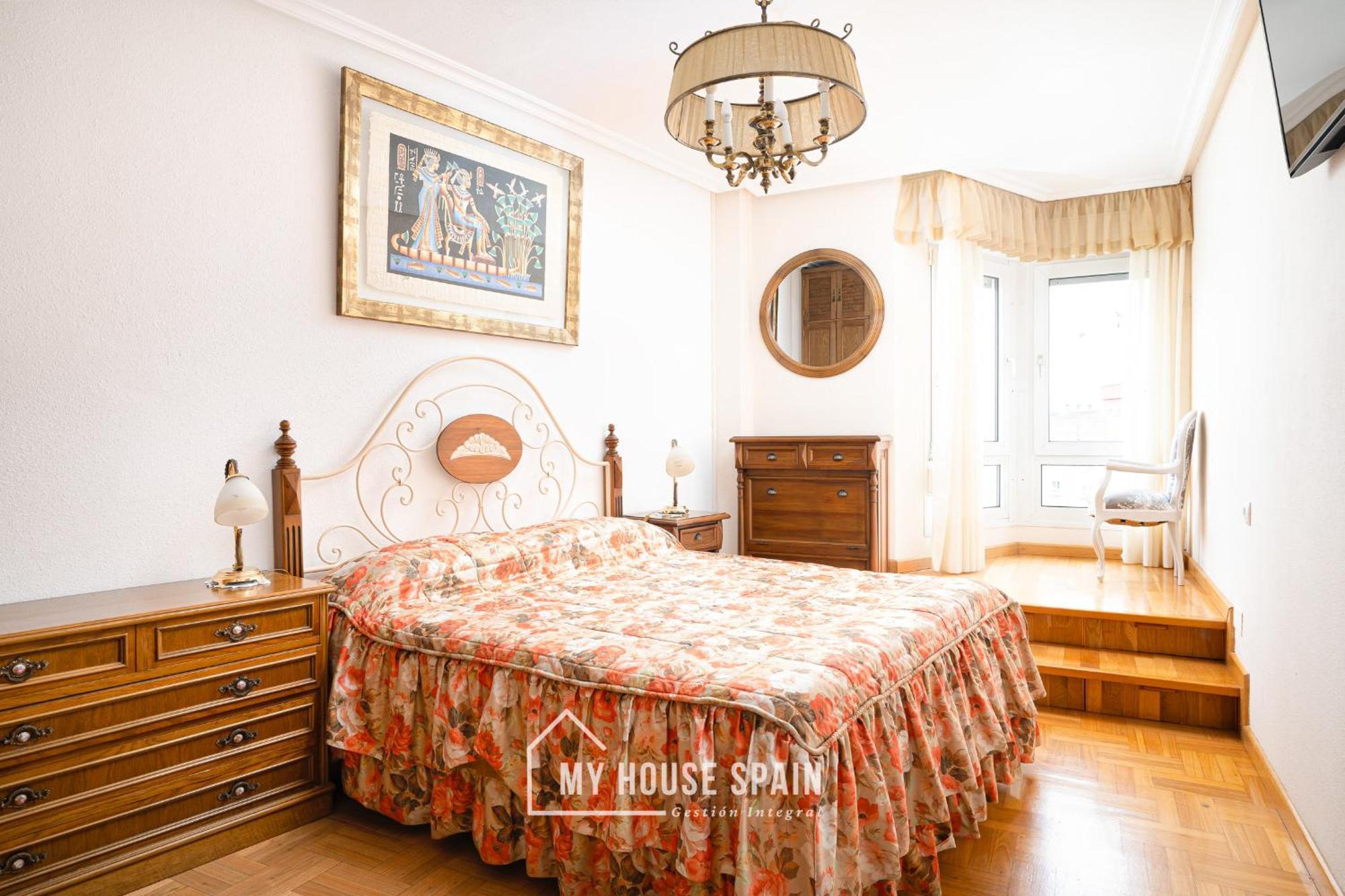 Myhousespain - Amplio Apartamento Con Vistas En Pleno Centro Gijón Esterno foto